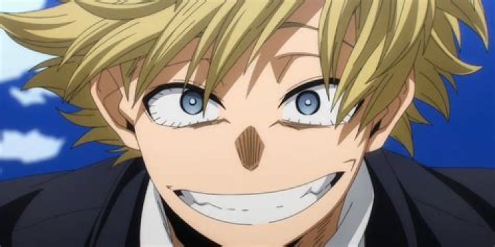 What is Monoma's first name?