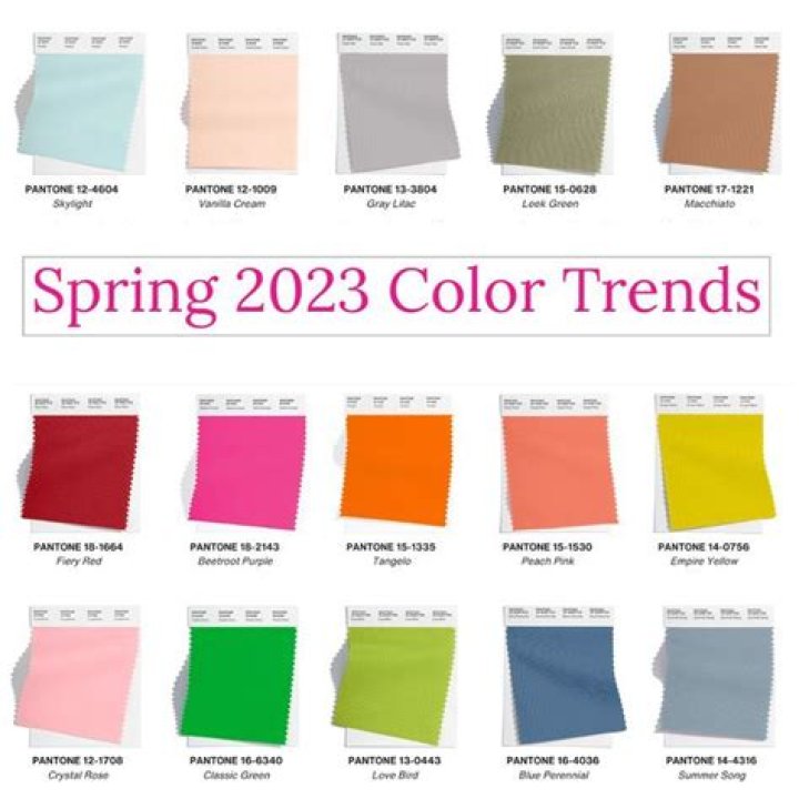 What is the color theme for 2022?