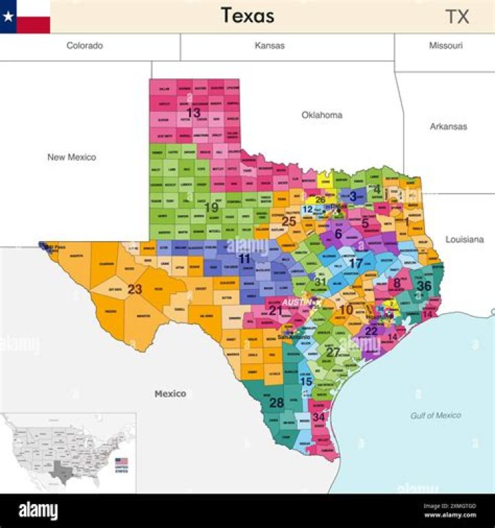 What rivers make up the Texas borders?