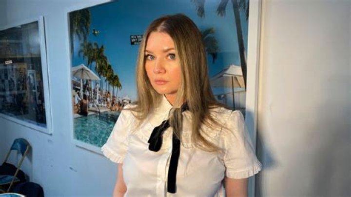 Where is Anna Sorokin family?