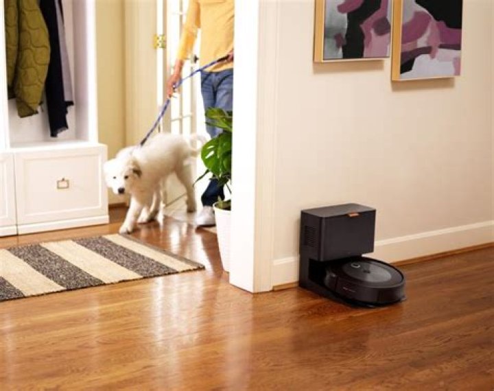 Which Roomba can detect dog poop?