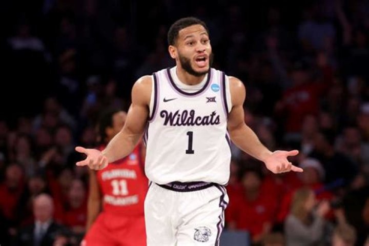 Who is the lightest NBA player?