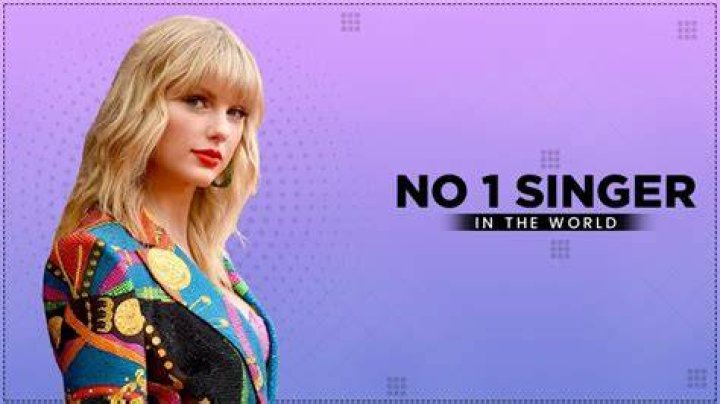 Who is the No 1 male singer in world?
