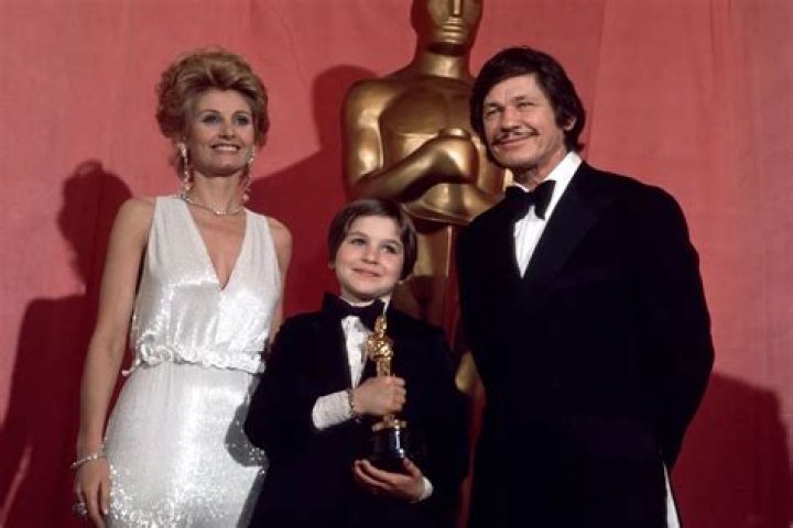 Who is the oldest actress to win an Oscar?