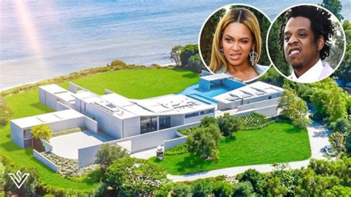 Who owns the one house in LA?