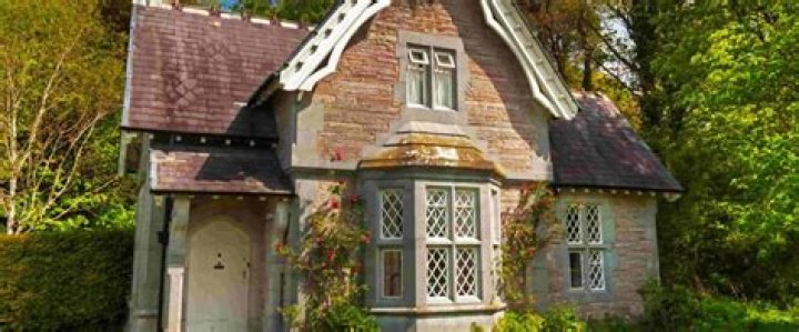 Why are older homes more expensive?