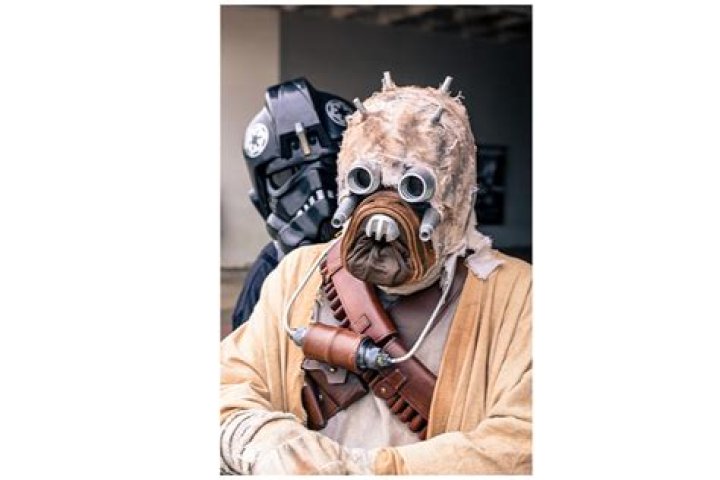 Why do Tuskens wear masks?