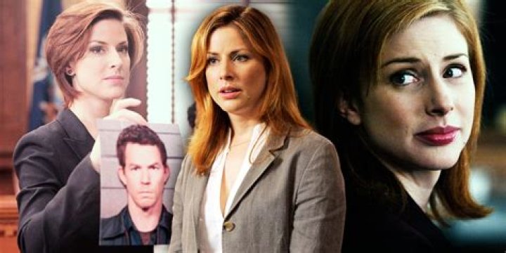 Why does Casey Novak leave SVU?