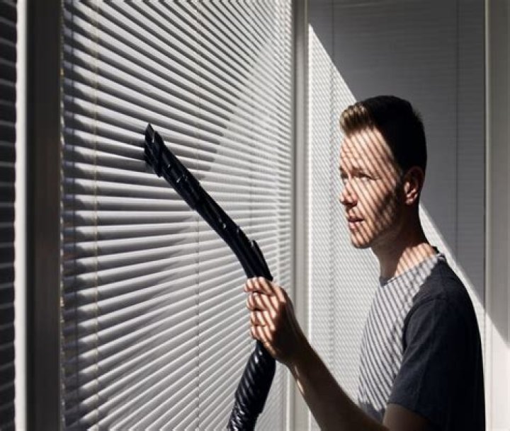 Will blinds keep heat in?